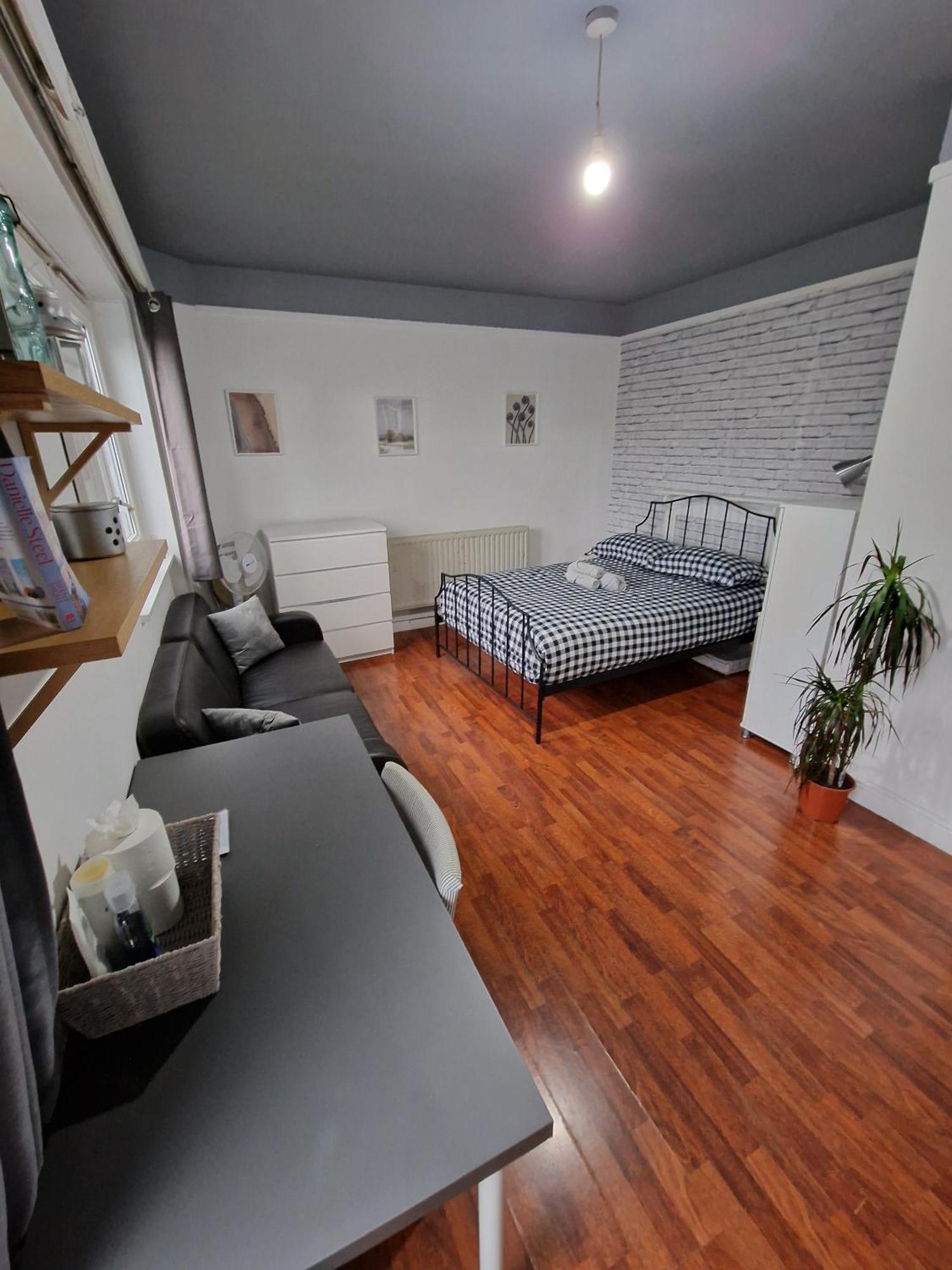 Spacious Room Private Balcony - Central London - Zone 1 - Elephant And Castle 외부 사진